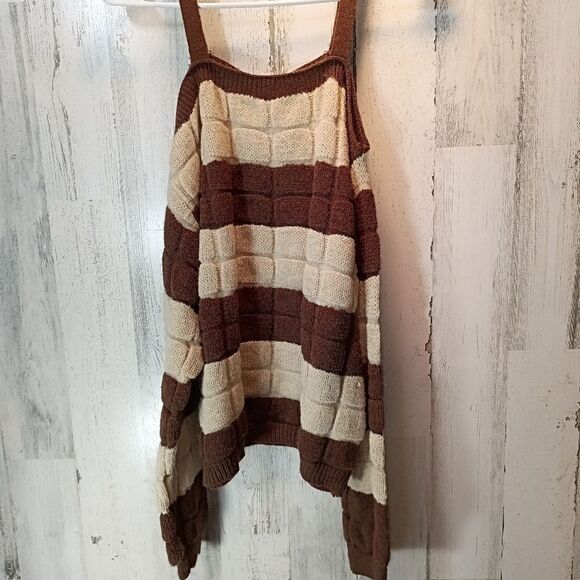 NWT 70/21 cold shoulder sweater - Picture 3 of 6